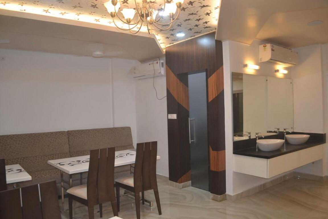 Shakuntala Hotel 3*