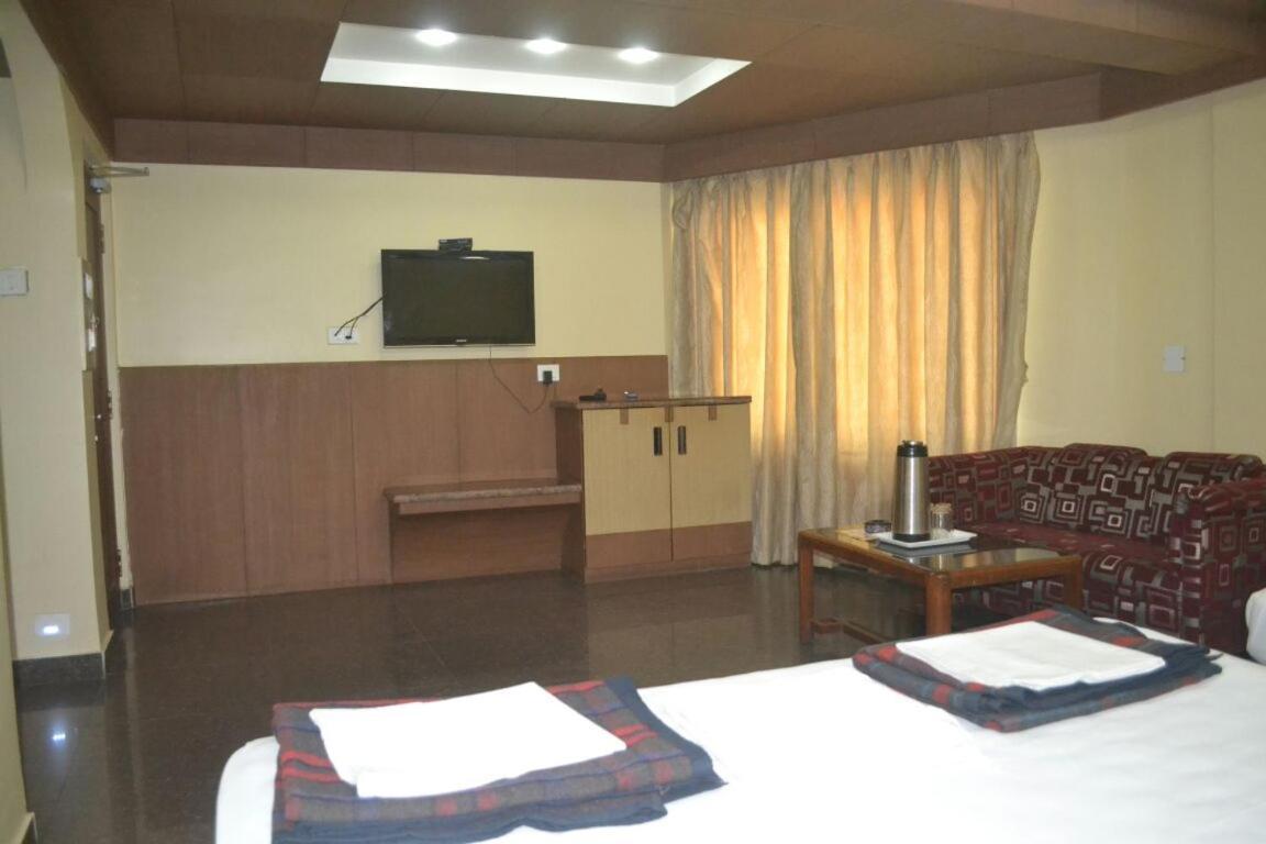 Shakuntala Hotel 3* Puri